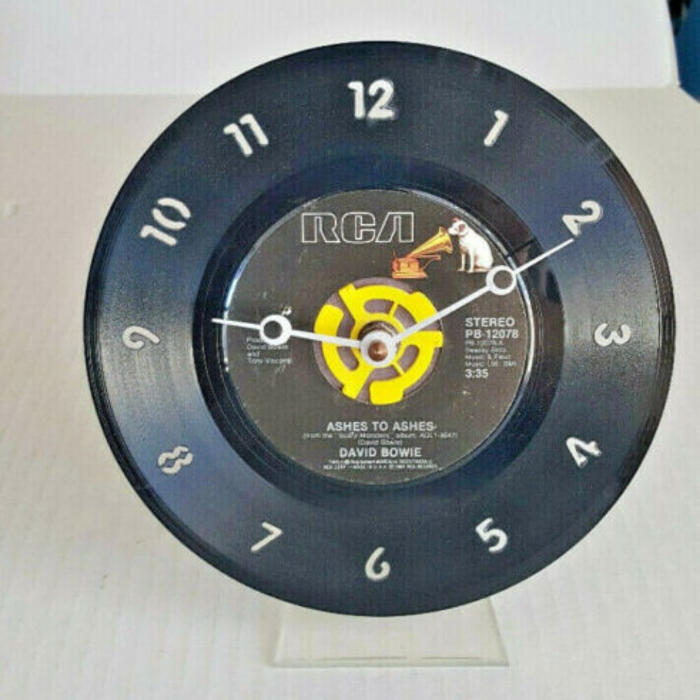 DAVID BOWIE Ashes To Ashes Recycled Vinyl Record Clock 45rpm 7" Desk  / Bedside